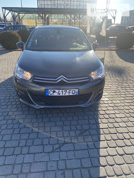 Citroen C4 2012  випуску Львів з двигуном 1.6 л дизель хэтчбек автомат за 7000 долл. 