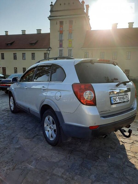 Chevrolet Captiva 2010  випуску Львів з двигуном 2 л дизель позашляховик автомат за 10200 долл. 