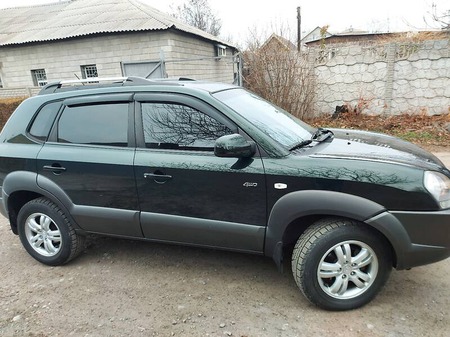 Hyundai Tucson 2007  випуску Дніпро з двигуном 2 л  позашляховик механіка за 10500 долл. 