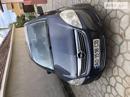 Opel Zafira Tourer 2009  випуску Ужгород з двигуном 1.9 л дизель мінівен механіка за 6900 долл. 