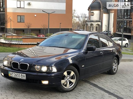 BMW 525 2001  випуску Івано-Франківськ з двигуном 2.5 л дизель седан механіка за 5777 долл. 