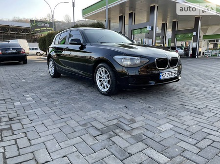 BMW 116 2012  випуску Чернівці з двигуном 2 л дизель хэтчбек автомат за 13400 долл. 