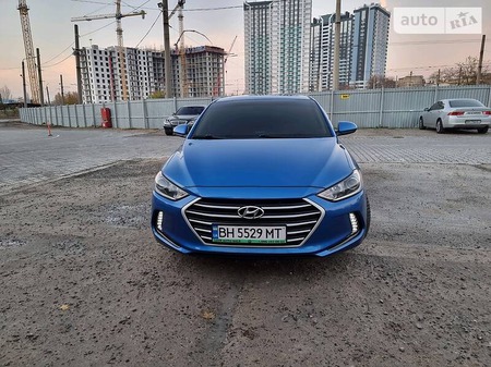 Hyundai Elantra 2017  випуску Одеса з двигуном 2 л бензин седан автомат за 11400 долл. 