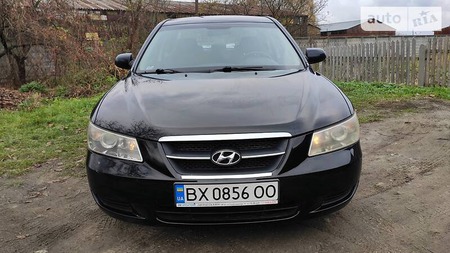 Hyundai Sonata 2006  випуску Київ з двигуном 2 л дизель седан механіка за 6850 долл. 