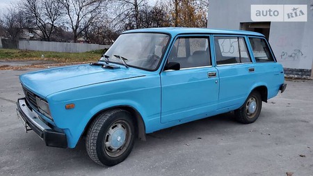 Lada 2104 1989  випуску Харків з двигуном 0 л  універсал механіка за 27000 грн. 