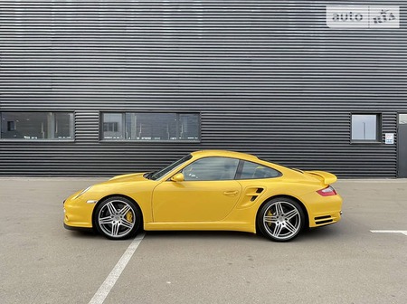 Porsche 911 2006  випуску Київ з двигуном 3.8 л бензин купе механіка за 100000 долл. 