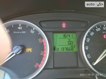 Skoda Roomster 2008  випуску Одеса з двигуном 1.4 л бензин універсал механіка за 6500 долл. 