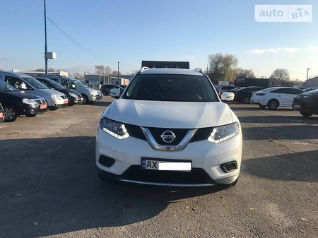 Nissan Rogue 2016  випуску Харків з двигуном 0 л бензин позашляховик автомат за 13800 долл. 