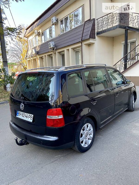 Volkswagen Touran 2006  випуску Одеса з двигуном 2 л дизель мінівен автомат за 7500 долл. 