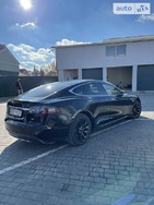 Tesla S 06.11.2021