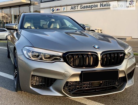 BMW M5 2018  випуску Київ з двигуном 4.4 л бензин седан автомат за 106000 долл. 