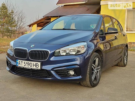 BMW 218 2016  випуску Івано-Франківськ з двигуном 2 л дизель хэтчбек механіка за 15500 долл. 