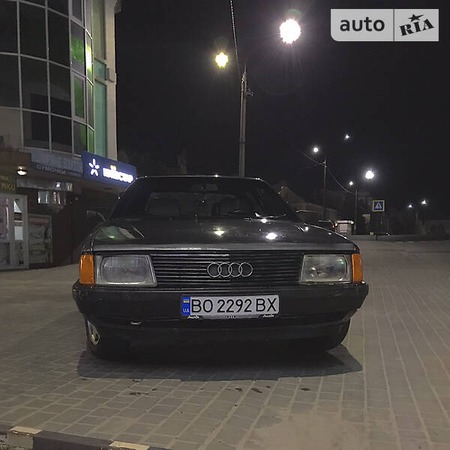 Audi 100 1990  випуску Тернопіль з двигуном 1.8 л бензин седан механіка за 2600 долл. 