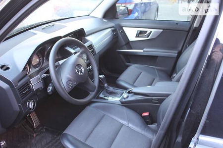 Mercedes-Benz GLK 280 2008  випуску Дніпро з двигуном 3 л бензин позашляховик автомат за 13900 долл. 