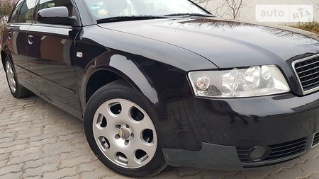 Audi A4 Limousine 2002  випуску Хмельницький з двигуном 1.6 л бензин універсал механіка за 5500 долл. 