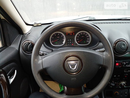 Dacia Duster 2010  випуску Івано-Франківськ з двигуном 1.5 л дизель позашляховик механіка за 8100 долл. 