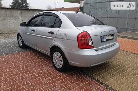 Hyundai Accent 2008  випуску Одеса з двигуном 1.4 л  седан автомат за 5800 долл. 