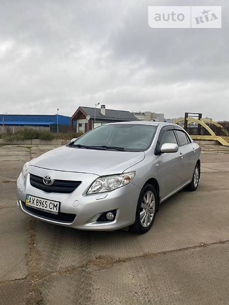 Toyota Corolla 2008  випуску Харків з двигуном 1.6 л  седан  за 7200 долл. 