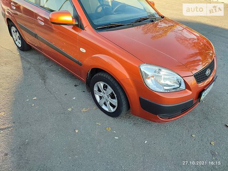 KIA Rio 2008  випуску Запоріжжя з двигуном 1.4 л  седан автомат за 6300 долл. 