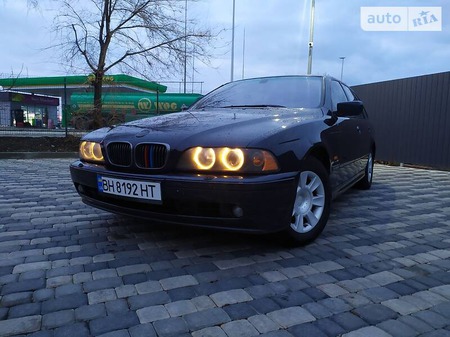 BMW 520 2001  випуску Одеса з двигуном 2.2 л бензин універсал автомат за 5200 долл. 
