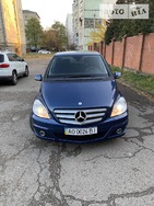 Mercedes-Benz B 180 03.11.2021