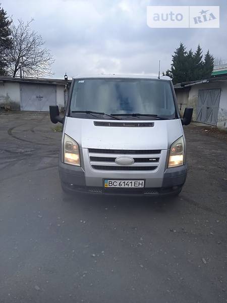 Ford Transit 2008  випуску Львів з двигуном 2.2 л дизель  механіка за 5600 долл. 