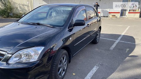 Toyota Corolla 2006  випуску Харків з двигуном 0 л  хэтчбек автомат за 5500 долл. 