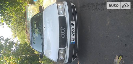 Audi 100 1992  випуску Донецьк з двигуном 2.8 л  седан механіка за 3100 долл. 