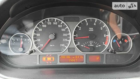 BMW 325 2002  випуску Київ з двигуном 2.5 л бензин седан автомат за 7000 долл. 