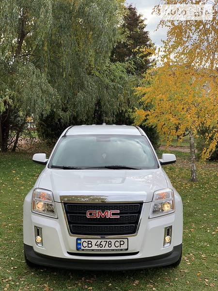 GMC Terrain 2015  випуску Чернігів з двигуном 2.4 л бензин позашляховик  за 13800 долл. 