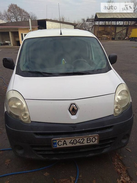 Renault Kangoo 2010  випуску Черкаси з двигуном 0 л дизель мінівен механіка за 4650 долл. 