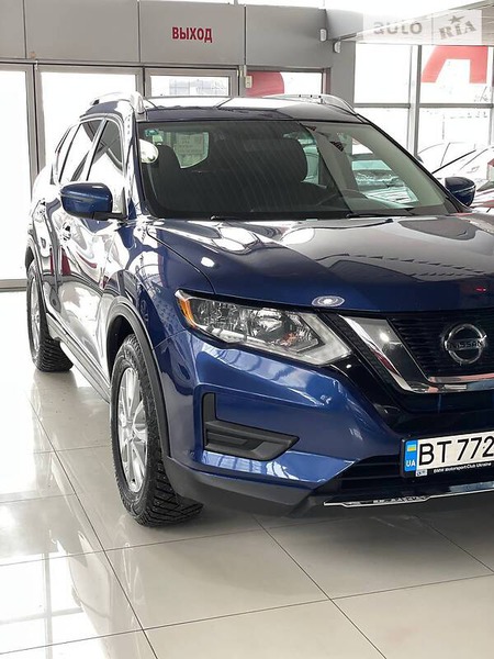 Nissan Rogue 2017  випуску Херсон з двигуном 2.5 л  позашляховик  за 16200 долл. 