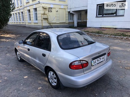 Daewoo Lanos 2008  випуску Київ з двигуном 1.5 л бензин седан механіка за 2900 долл. 