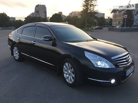 Nissan Teana 2011  випуску Харків з двигуном 2.5 л  седан автомат за 8800 долл. 