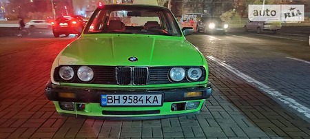 BMW 325 1986  випуску Одеса з двигуном 2.5 л бензин седан механіка за 3000 долл. 