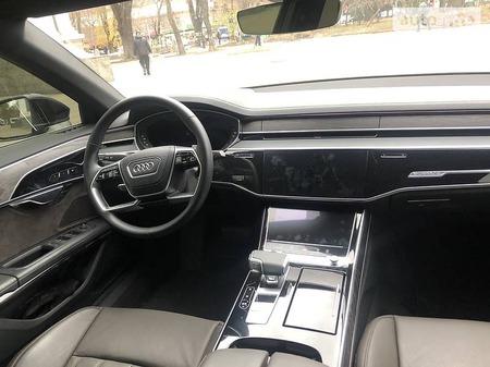 Audi A8 2020  випуску Одеса з двигуном 0 л  седан автомат за 85999 долл. 