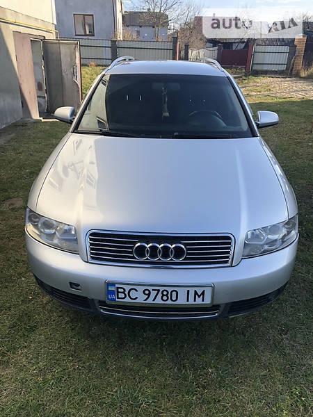 Audi A4 Limousine 2002  випуску Львів з двигуном 1.9 л дизель універсал механіка за 6400 долл. 