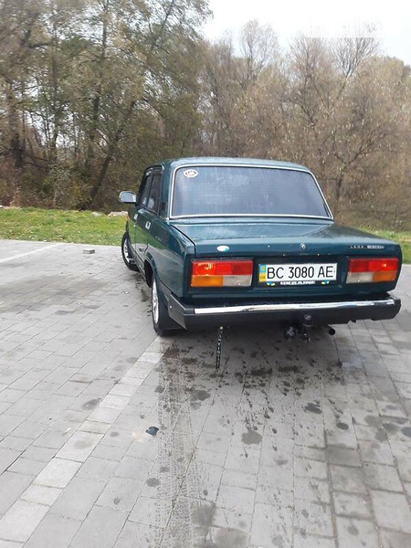 Lada 2107 2005  випуску Львів з двигуном 1.3 л бензин седан механіка за 2000 долл. 