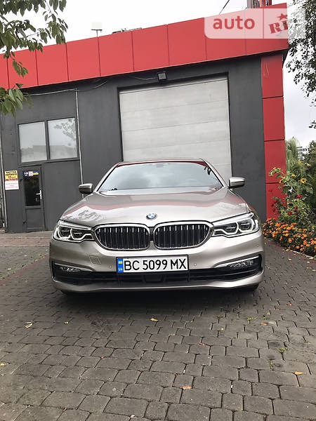 BMW 540 2017  випуску Львів з двигуном 3 л бензин седан автомат за 39500 долл. 