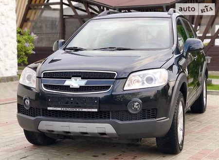 Chevrolet Captiva 2009  випуску Івано-Франківськ з двигуном 2 л дизель хэтчбек механіка за 9700 долл. 