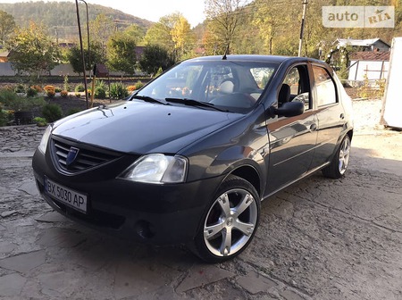 Dacia Logan 2008  випуску Івано-Франківськ з двигуном 1.4 л  седан механіка за 3800 долл. 