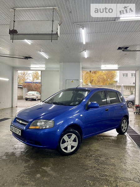 Chevrolet Aveo 2008  випуску Дніпро з двигуном 1.5 л бензин хэтчбек механіка за 3600 долл. 