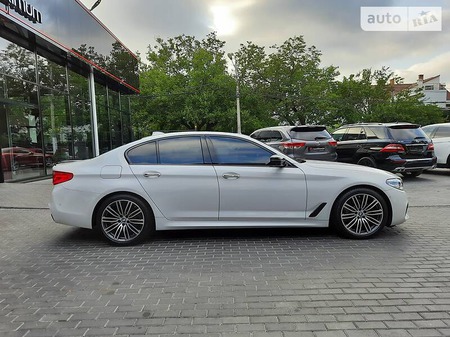 BMW 540 2017  випуску Одеса з двигуном 3 л бензин седан автомат за 47000 долл. 