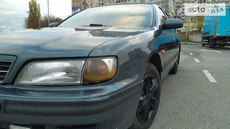 Nissan Maxima 1996  випуску Київ з двигуном 2 л бензин седан механіка за 2400 долл. 