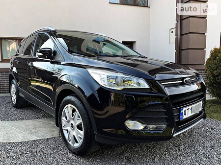 Ford Kuga 2013  випуску Івано-Франківськ з двигуном 2 л дизель позашляховик механіка за 14200 долл. 