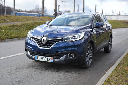 Renault Kadjar 2016  випуску Львів з двигуном 1.6 л дизель позашляховик механіка за 16400 долл. 