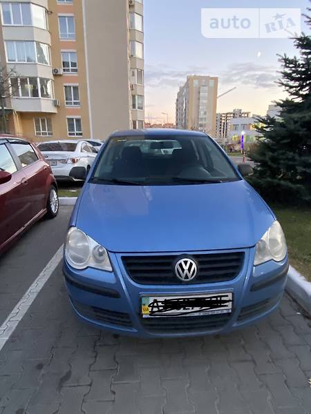 Volkswagen Polo 2007  випуску Київ з двигуном 1.4 л бензин хэтчбек механіка за 5000 долл. 