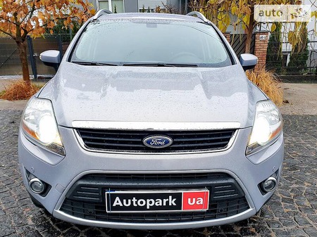 Ford Kuga 2011  випуску Київ з двигуном 2.5 л  позашляховик автомат за 10990 долл. 