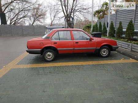 Opel Ascona 1986  випуску Суми з двигуном 0 л  седан механіка за 1100 долл. 
