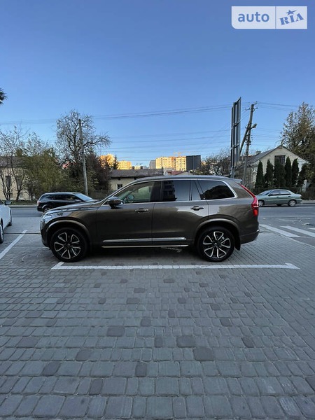 Volvo XC90 2015  випуску Львів з двигуном 2 л дизель позашляховик автомат за 38500 долл. 